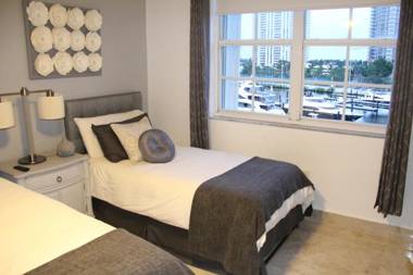 6-608 Amazing Penthouse water view with 2 suites