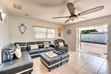 Bright Bradenton Home with Games 6 Mi to Beach