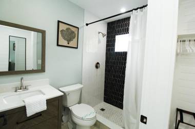 Pelican Post at Anna Maria Island Inn