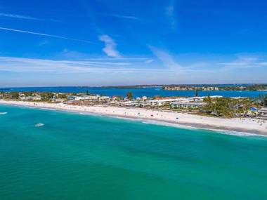 The Anna Maria Island Beach Sands 203