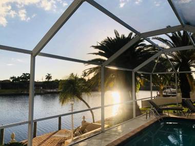 Villa Catalina Isles