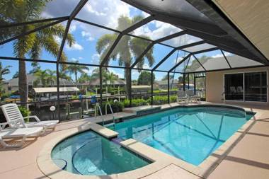 Waterfront Villa Key Largo SW Cape ID1512