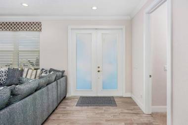 Amazing outdoor living on a freshwater canal 4 bedrooms pet-friendly - Villa Becky