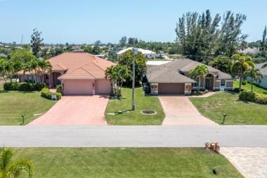 The Joint Venture - Cape Coral - Roelens Vacations