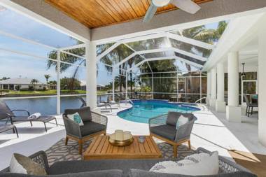 Villa Sunshine & Unwind - Cape Coral - Roelens Vacations
