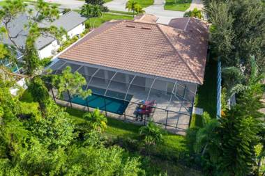 Luxurious Villa with Heated Pool - Villa Verde - Roelens Vacations