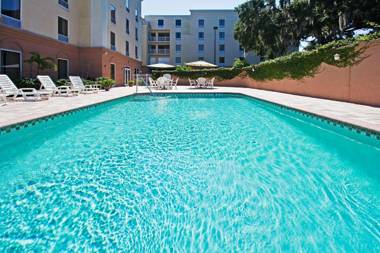 Holiday Inn Express Hotel & Suites Clearwater US 19 North