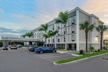 Comfort Inn & Suites St Pete - Clearwater International Airport