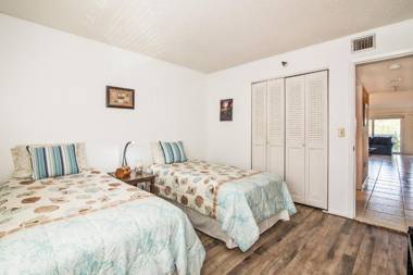 Intercoastal Beach Suite