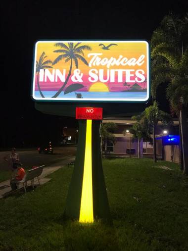 Tropical Inn & Suites downtown clearwater