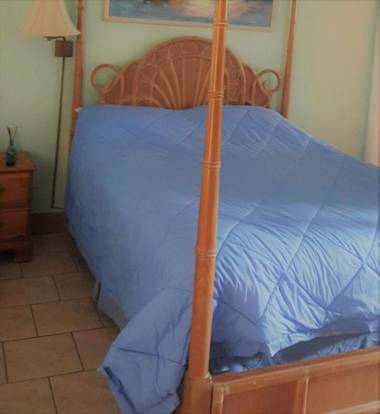 Silver Sands Motel