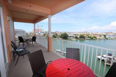 603 Harborview Grande