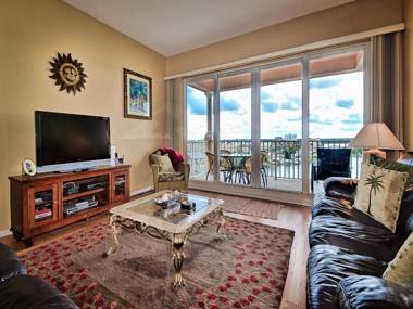 Harborview Grande 701