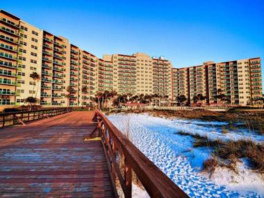 Regatta Beach Club C713