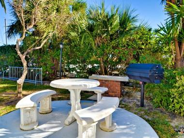 Bayside Condos 29 City and bay views 659