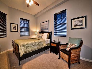 Harborview Grande 800 Luxury 8th Floor Condo with Stunning Harbor Views 23067