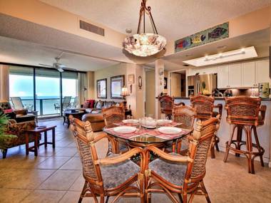 440 West 607N 6th Floor 440 West Condo with Stunning Water View. 23148