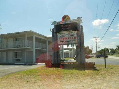 Bass & Sun Condominium 2/2 Bedroom