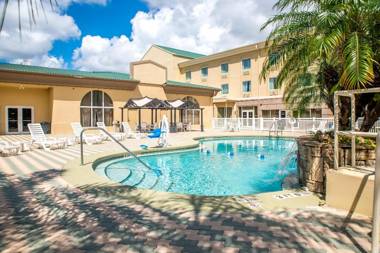 Holiday Inn Express Hotel & Suites Cocoa an IHG Hotel