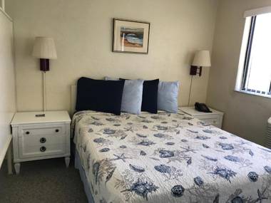 South Beach Inn - Cocoa Beach