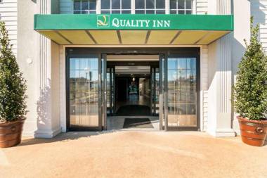 Quality Inn Crestview Near Eglin AFB