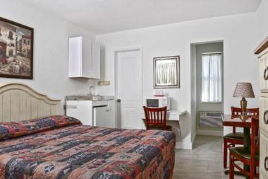 Shell Motel Hollywood