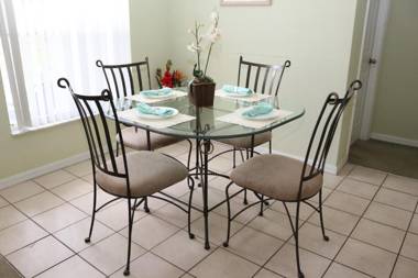 Grosvenor Villa TM001