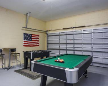 Fabulous 4 Bedrooms Villa 3 Bath with Private Pool 15 Min to Disney