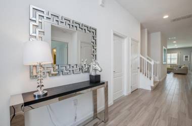 Splendid 12BED Next to Universal and Disney