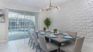 Lyon King Offer Water Park & Lazy River