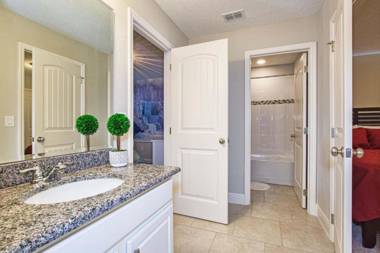 Solterra - 6 Bedrooms House w/pool-7040SR