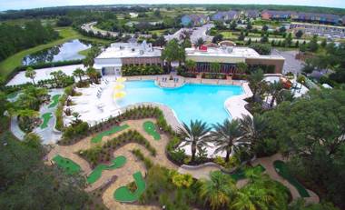 Splendid Four Bedroom Home w/ Pool @Festival 154