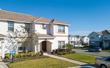 Luxurious 5 Bedroom w/ Pool Close to Disney 9017 @ChampionsGateResort