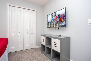 Luxurious 5 Bedroom w/ Pool Close to Disney 9017 @ChampionsGateResort