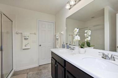 1287YC - West Haven Gated Community