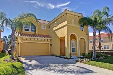 Grande Villa- Stunning 6 Bedroom Family Villa South Facing Pool Spa and BBQ