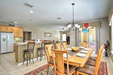 Spacious Family Escape with Lanai and Game Room!