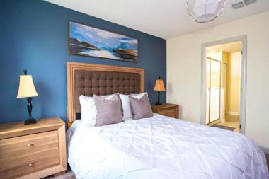 Stunning 9 Bd Single Family w/ Pool @ Champions Gate 1508