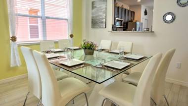 The Stirling Luxury Solterra Vacation Home