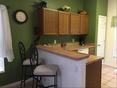 Christine's West Haven Vacation Home