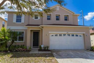 Pine Ridge- 5 Bedroom Home in a Wonderful Location with Private Pool