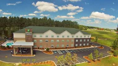 Holiday Inn Express DeFuniak Springs an IHG Hotel