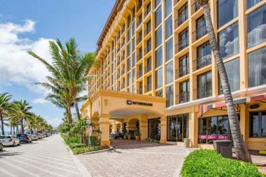 Wyndham Deerfield Beach Resort