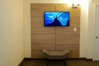 Club Lux Resort By The Beach