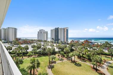 Sterling Shores Beach Resort by Panhandle Getaways