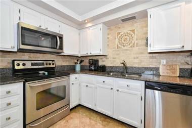 Coastal Nest at Enclave 602a