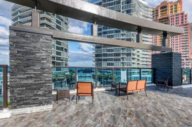 Cambria Hotel Fort Lauderdale Beach