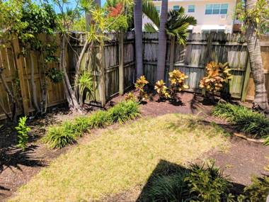 Manhattan Tower Apartment Hotel