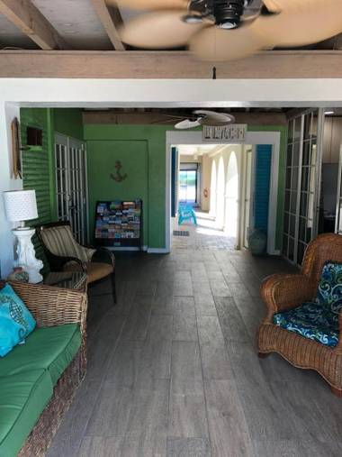 Courtyard Villa Hotel