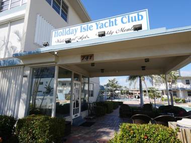 Holiday Isle Yacht Club